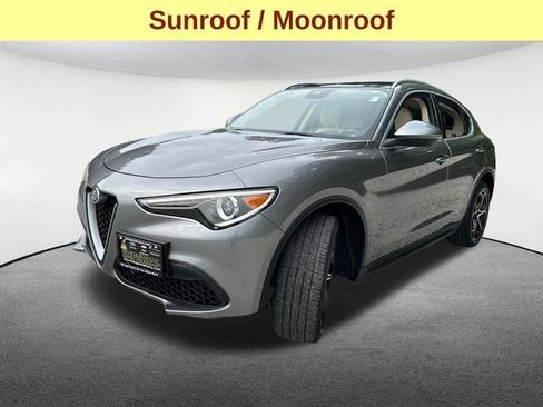 Used 2019 Alfa Romeo Stelvio Ti Lusso w/ Quick Order Package 22X Lusso AWD/4WD image 5