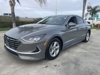 Used 2023 Hyundai Sonata SE w/ Preferred Accessory Package