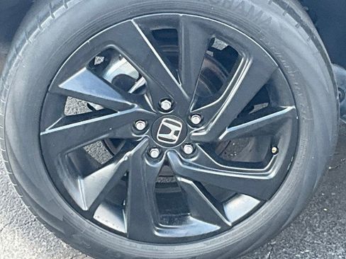 Used 2022 Honda HR-V Sport image 8