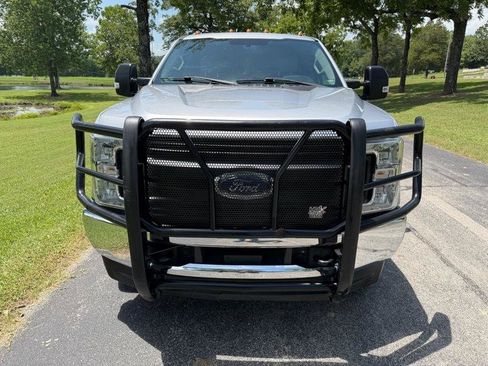 Used 2018 Ford F350 XL w/ Power Equipment Group AWD/4WD image 2