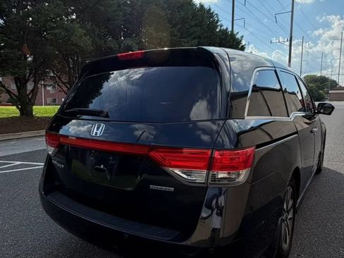 Used 2014 Honda Odyssey Touring image 7