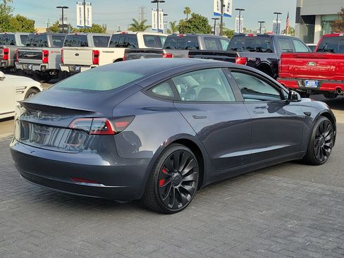 Used 2023 Tesla Model 3 Performance image 2