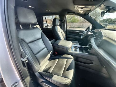 Certified 2025 Chevrolet Tahoe LT image 27