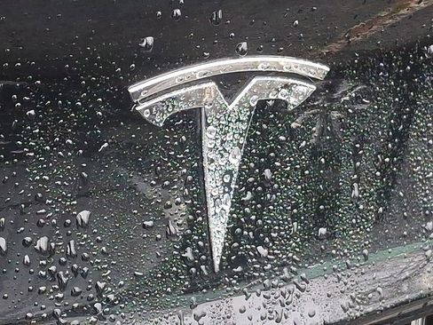 Used 2020 Tesla Model 3 Standard Range Plus image 28