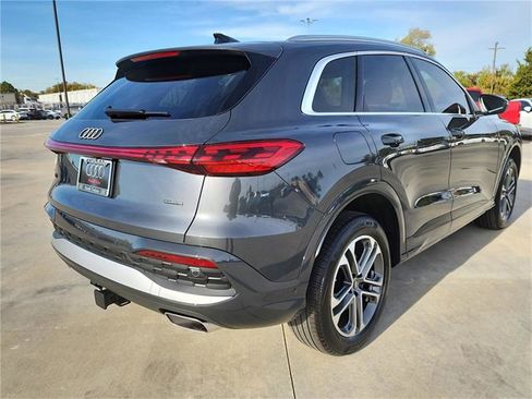 New 2025 Audi Q5 Premium image 7