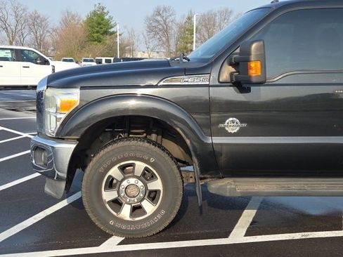 Used 2011 Ford F350 Lariat w/ Lariat Interior Pkg image 12