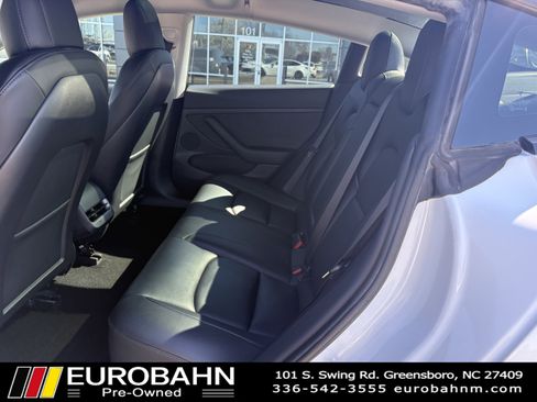 Used 2022 Tesla Model 3 Long Range image 10