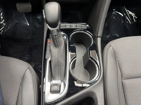 Used 2023 Buick Encore GX Preferred FWD image 18