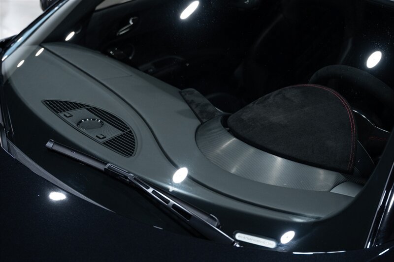 Used 2011 Audi R8 V10 AWD/4WD image 17