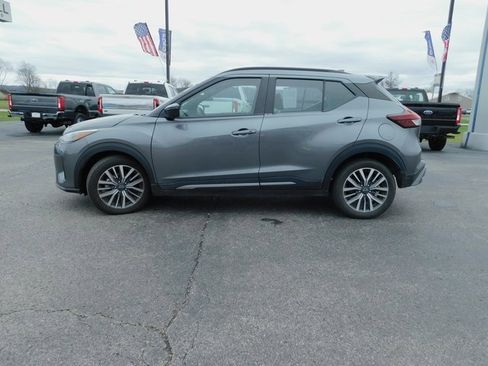Used 2024 Nissan Kicks SR image 6