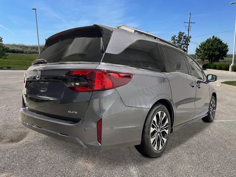 New 2026 Honda Odyssey Elite image 7