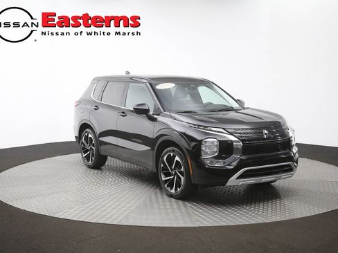 Used 2024 Mitsubishi Outlander AWD image 49