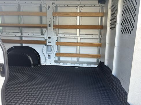 Used 2023 RAM ProMaster 2500 image 20