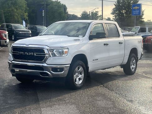 Used 2024 RAM 1500 Big Horn AWD/4WD image 3