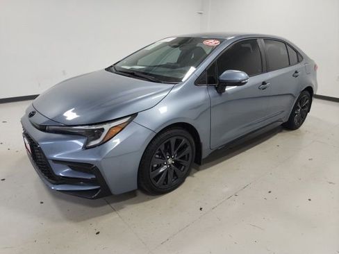 Certified 2023 Toyota Corolla SE w/ Carpet Mat Package (TMS) FWD image 8