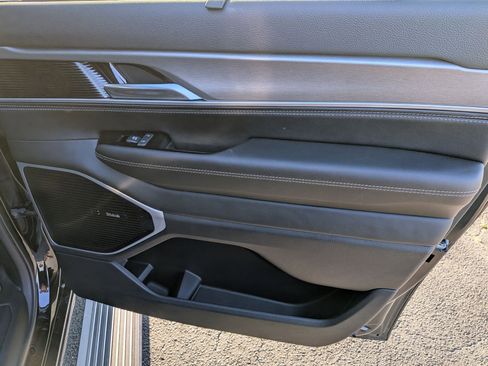 New 2026 Jeep Grand Wagoneer L Limited AWD/4WD image 29