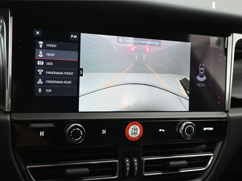 New 2026 Porsche Macan AWD/4WD image 16