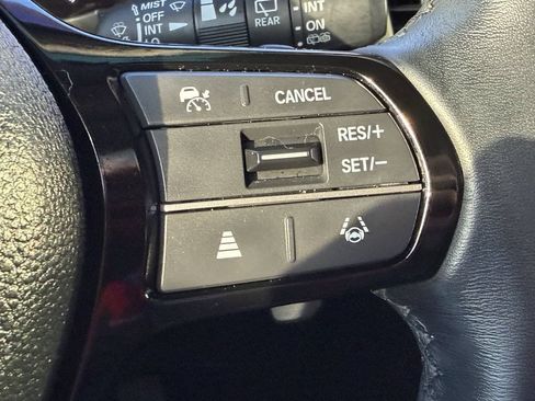 Used 2025 Honda Pilot EX-L image 29
