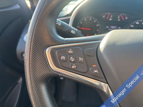 Used 2024 Chevrolet Malibu LT image 19