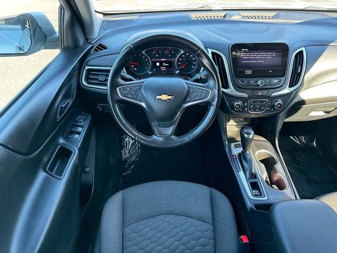 Used 2019 Chevrolet Equinox LT w/ Sun & Navigation Package image 21