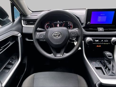 Used 2023 Toyota RAV4 LE FWD image 6