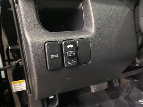 Used 2003 Honda CR-V EX image 11