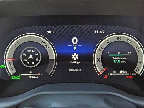 Certified 2025 Toyota Sienna XSE w/ XSE Premium Package image 11