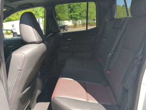 New 2026 Honda Ridgeline Black Edition image 13