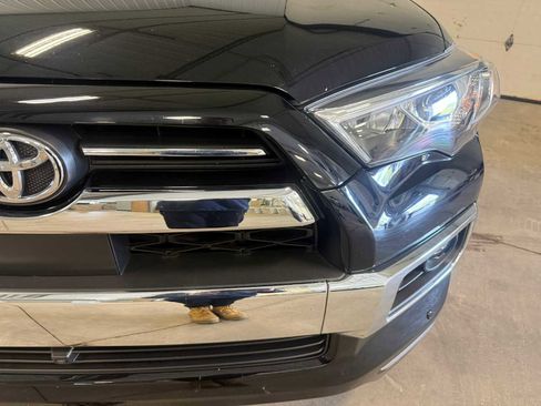 Certified 2024 Toyota 4Runner Limited AWD/4WD image 5