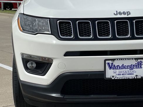 Used 2021 Jeep Compass Latitude w/ Convenience Group AWD/4WD image 8