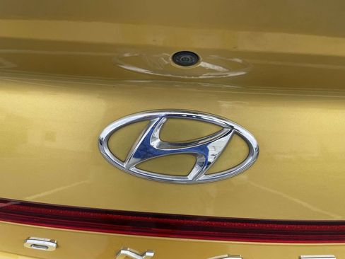 Used 2020 Hyundai Sonata SEL Plus w/ Tech Package image 17