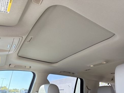 Used 2020 GMC Yukon Denali w/ Denali Premium Package AWD/4WD image 11