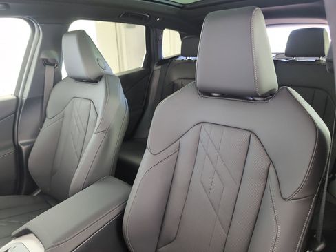 Used 2026 BMW X3 xDrive30 w/ Premium Package image 22