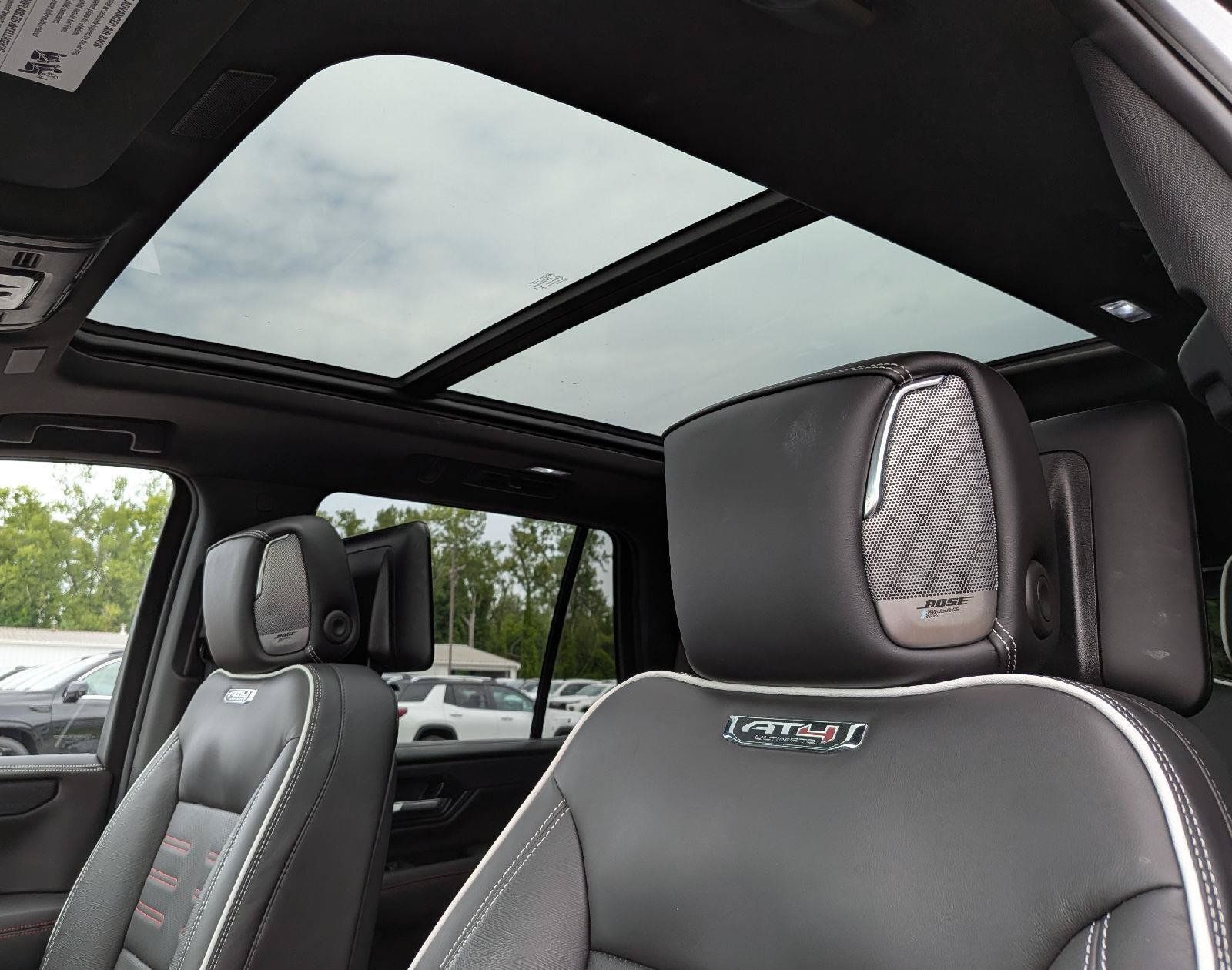 Certified 2026 GMC Yukon AT4 Ultimate AWD/4WD image 12