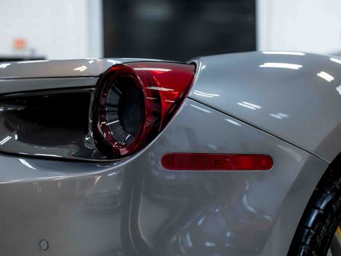 Used 2018 Ferrari 488 Spider image 26