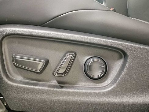 Certified 2026 Toyota C-HR AWD/4WD image 14