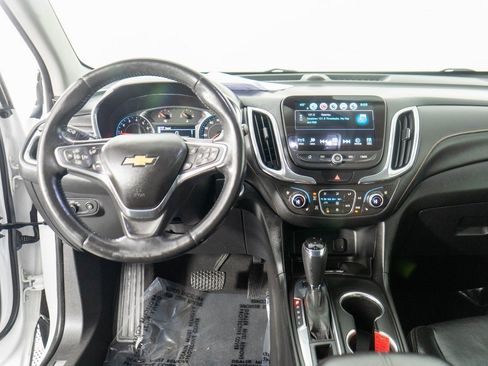Used 2018 Chevrolet Equinox Premier image 13