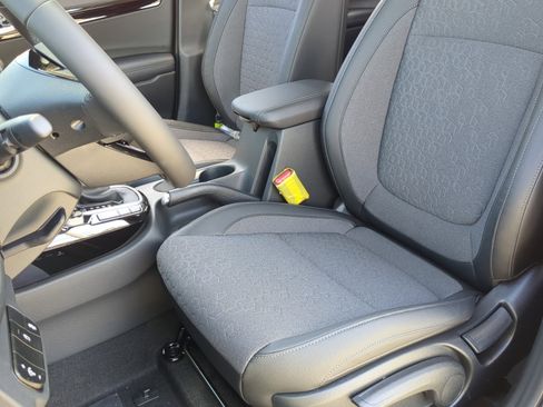 New 2026 Kia Seltos S image 17