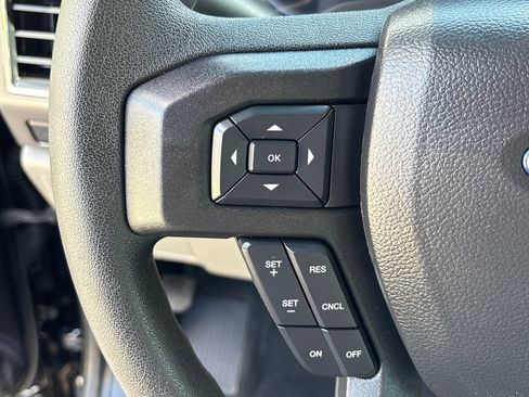 Certified 2021 Ford F250 XLT w/ XLT Premium Package AWD/4WD image 17
