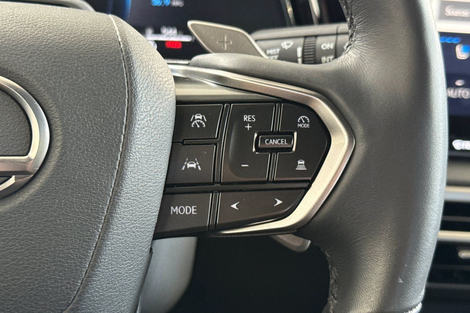 Certified 2025 Lexus RX 350h w/ Convenience Package AWD/4WD image 31