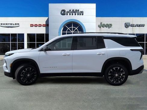 Used 2026 Chevrolet Traverse LT w/ Sun and Wheel Package AWD/4WD image 10