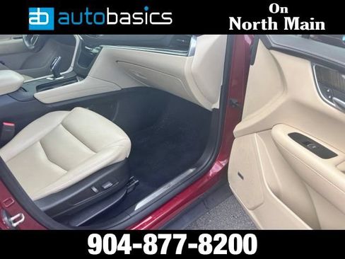 Used 2017 Cadillac XT5 FWD image 33