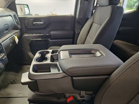 New 2026 Chevrolet Silverado 1500 Custom Trail Boss w/ Midnight Edition AWD/4WD image 28