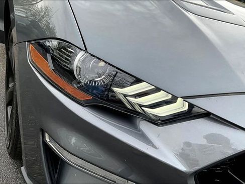 Used 2022 Ford Mustang GT Premium RWD image 31