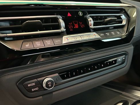 Used 2022 BMW Z4 M40i w/ Premium Package image 21