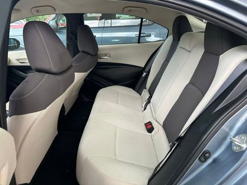 Used 2020 Toyota Corolla LE FWD image 15