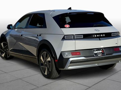 New 2026 Hyundai Ioniq 5 SE image 12