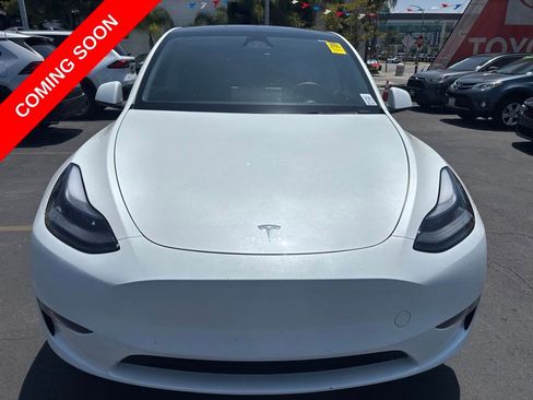 Used 2024 Tesla Model Y Performance AWD/4WD image 9