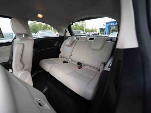 Used 2025 Honda Odyssey EX-L image 24