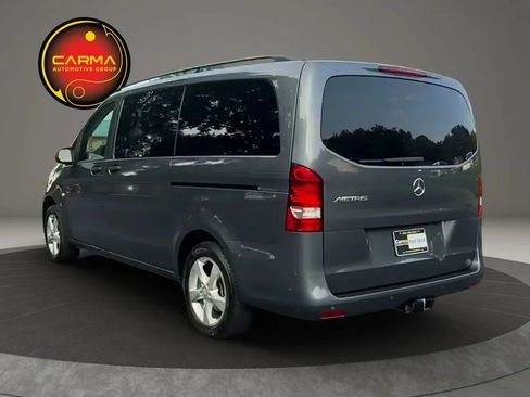 Used 2016 Mercedes-Benz Metris Passenger image 3